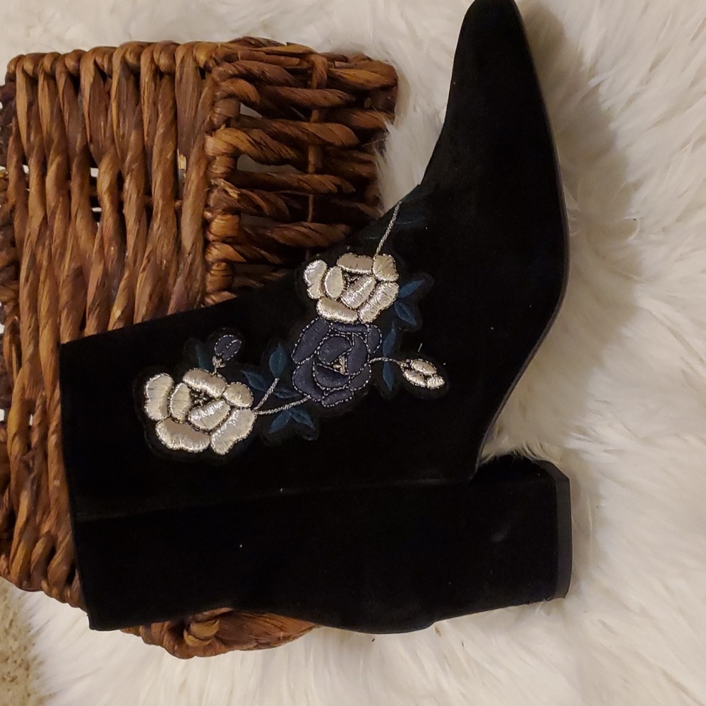 Steven By Steve Madden New Yorker Suede Leather E… - image 5